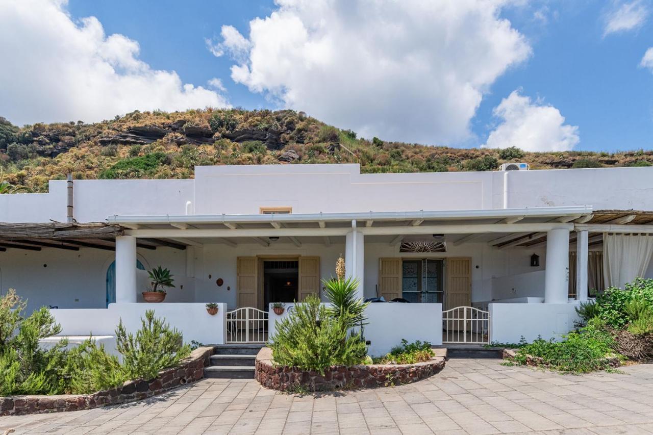 Villa Ginestra Sulla Spiaggia Di Στρόμπολι Εξωτερικό φωτογραφία